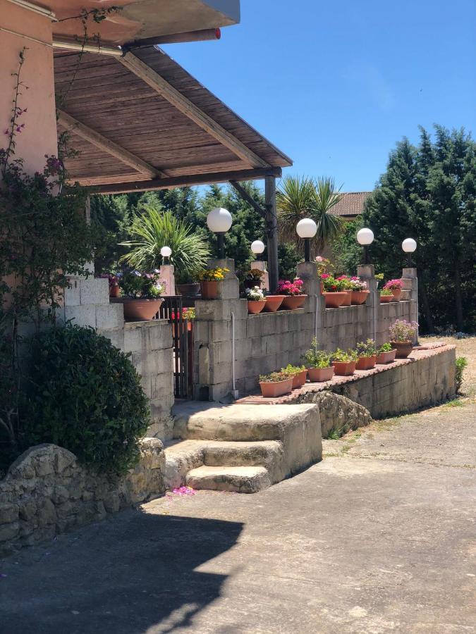 B&B Armonia Έννα Εξωτερικό φωτογραφία